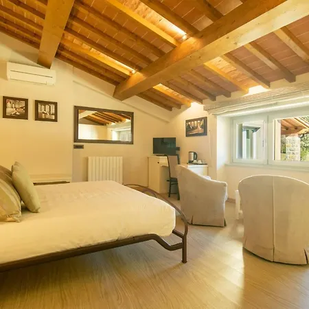 Beautiful With Private Lawn, Pool And Luxury By Vacavilla *