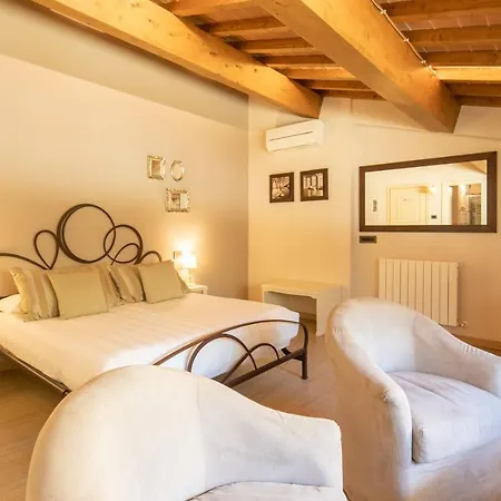 Villa Beautiful With Private Lawn, Pool And Luxury By Vacavilla