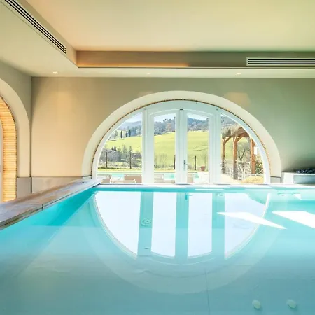 Beautiful With Private Lawn, Pool And Luxury By Vacavilla *
