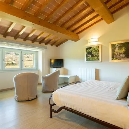 Beautiful With Private Lawn, Pool And Luxury By Vacavilla *