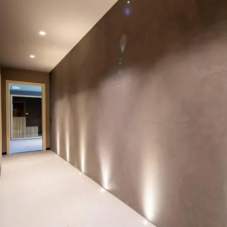 Beautiful With Private Lawn, Pool And Luxury By Vacavilla Poppi