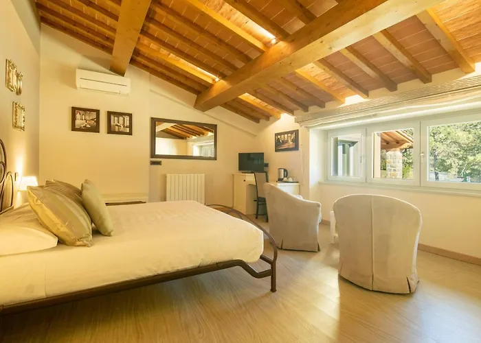 Beautiful With Private Lawn, Pool And Luxury By Vacavilla *