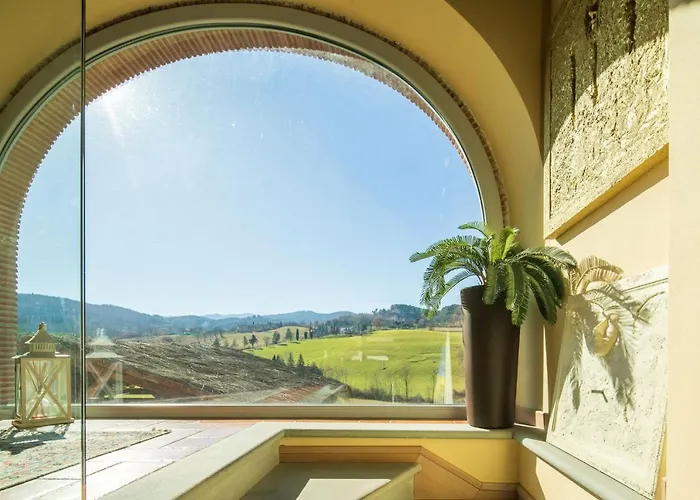 Beautiful With Private Lawn, Pool And Luxury By Vacavilla ポッピ