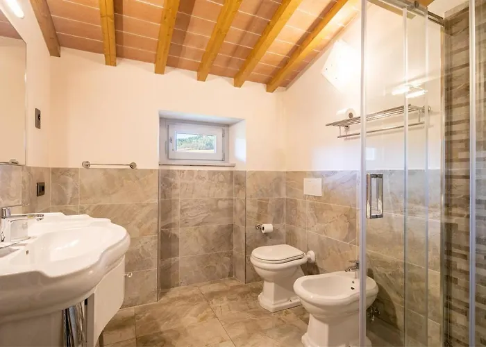 Beautiful With Private Lawn, Pool And Luxury By Vacavilla ポッピ